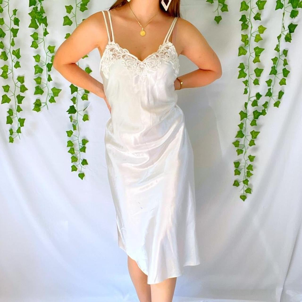 Vintage 80s White Satin and Beaded Lace Slip Dress and Robe Set