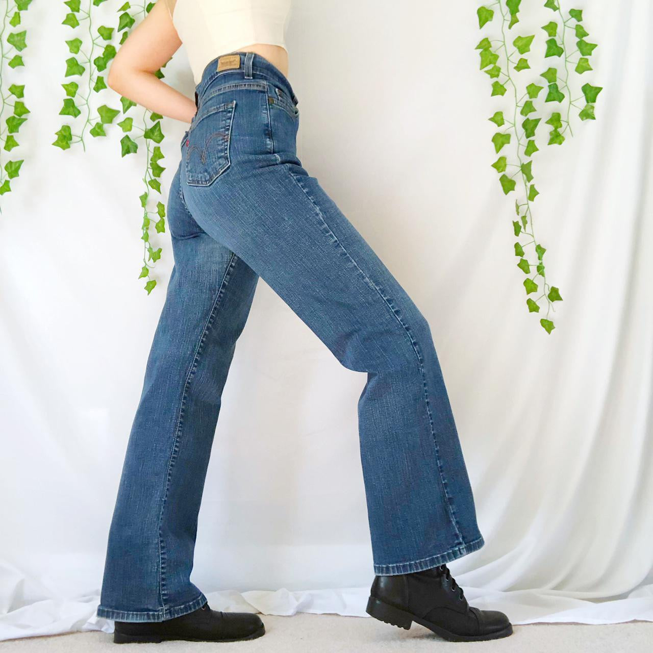 Vintage Y2K Levi’s 512 flare jeans