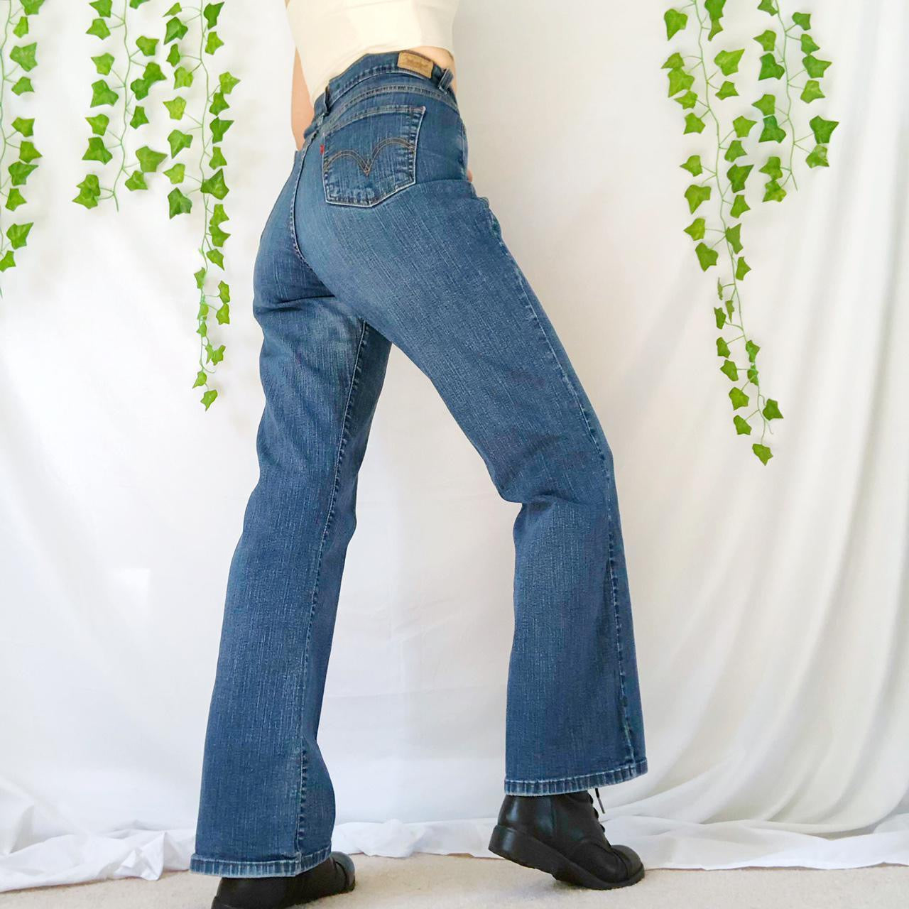 Vintage Y2K Levi’s 512 flare jeans